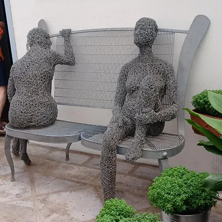 Апартаменты The Boathouse *